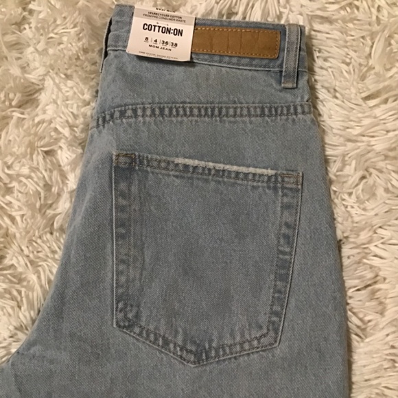 High Waisted Cotton On Mom Jeans NWT - Picture 4 of 9